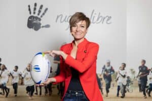 Lee más sobre el artículo Sara maestra de ceremonias en los Premios PGR